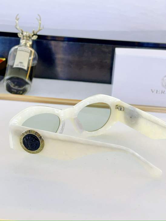 Picture of Versace Sunglasses _SKUfw80049494fw